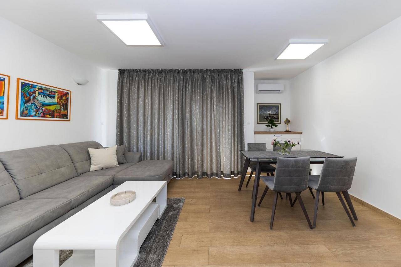 Joy 2 Apartment Novalja Kültér fotó
